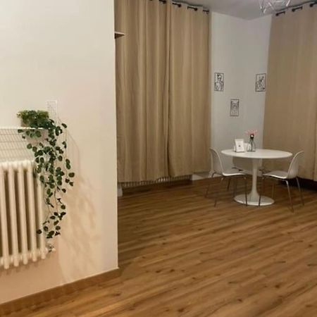 La Casa Di Amalia Leilighet Rho Eksteriør bilde