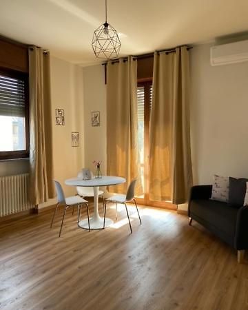 La Casa Di Amalia Leilighet Rho Eksteriør bilde